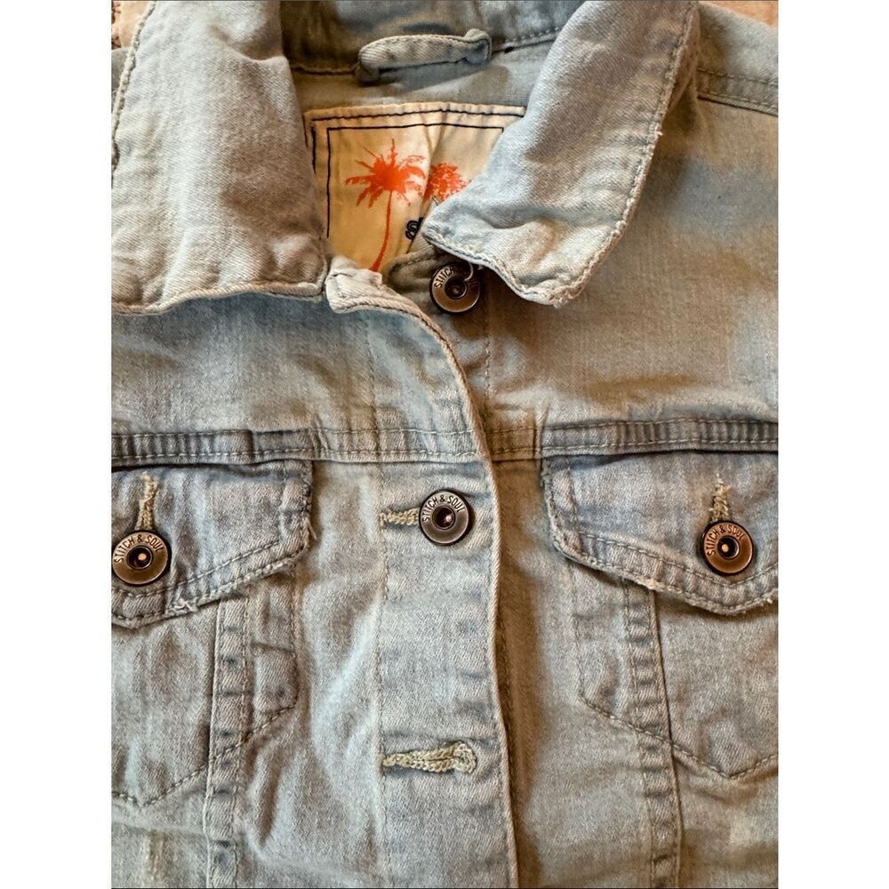 0019 Light Wash Jean Jacket - Unbranded Women's Denim Coat